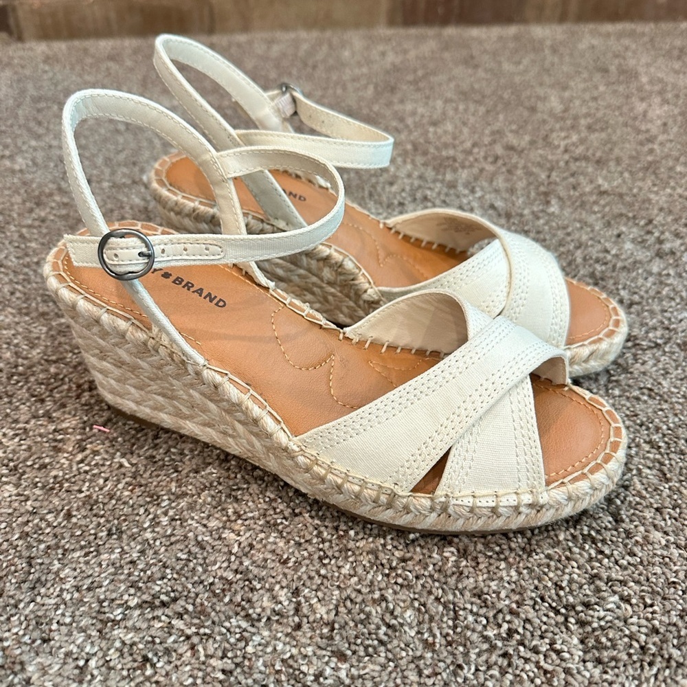 Lucky Brand Candyr Ivory Canvas Espadrille Wedge Sandals - Size 8.5, Like New